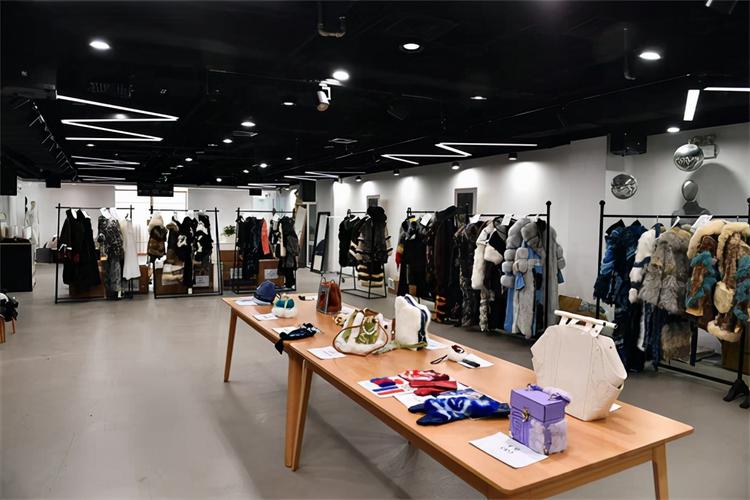 2021"裘都杯"中国裘皮服装服饰创意设计大赛总决赛大奖出炉